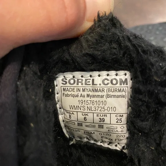 Sorel Womens booties “Go Bodega Run Faux Fur Lined Slipper” - Picture 3 of 3